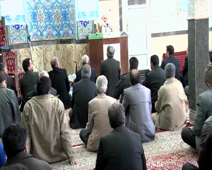 مسئولین استان و شهرستان باید فکری به حال مردم خضرآباد بکنند