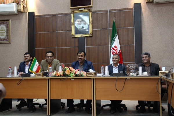 نشست انتخاب معتمدین اصلی و علی‌البدل هیئت اجرایی شورای اسلامی شهر برگزار شد