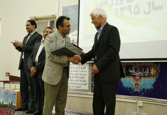 انتخابات آزاد و سالم نشانه بلوغ و رشد و پیشرفت یک جامعه است