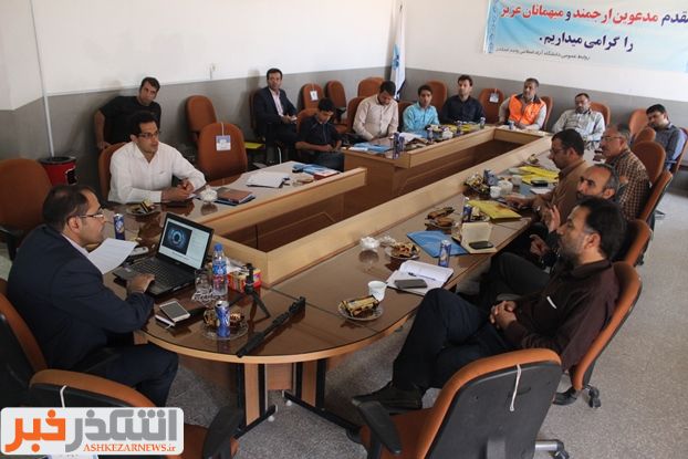 برگزاری دوره آموزشی خبرنگاری با موبایل در شهرستان اشکذر