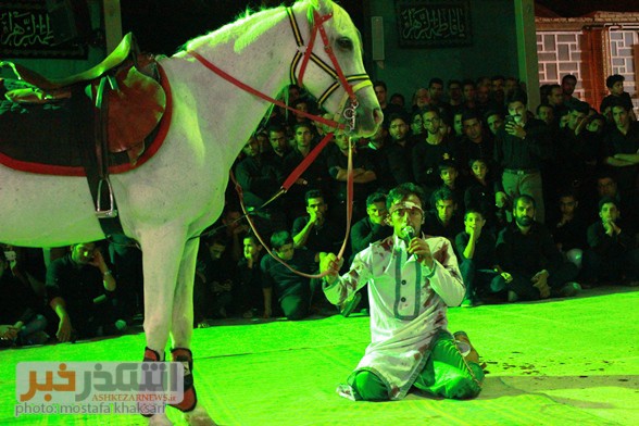 آیین تعزیه خوانی اشکذر در شب تاسوعای حضرت اباعبدالله الحسین از قاب دوربین