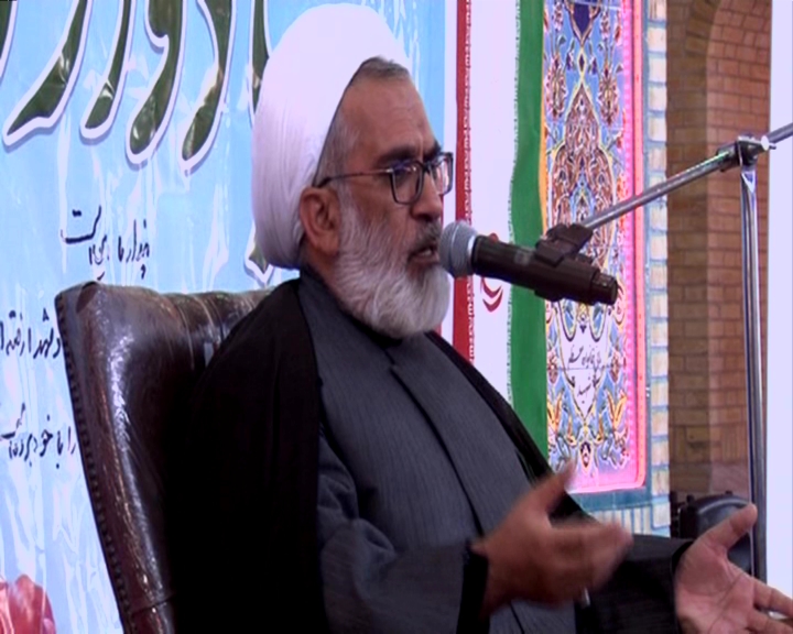 پیام خون شهدا اقامه نماز و پیروی از ولایت و رهبری است