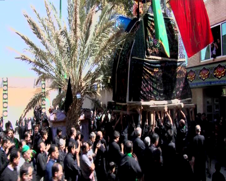 نخل برداری ظهر روز عاشورا روستای کذاب