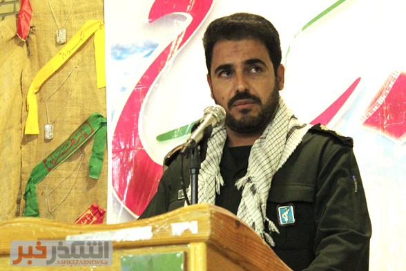 بسیجی باید در رفتار و گفتارش راه ولایت که همان راه شهداست آشکار باشد