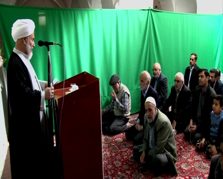 استکبار، عفت و غیرت دینی را مانع نفوذ میداند/ شاه در مقابله با قیام مردم انقلاب را به دست خود کلید زد