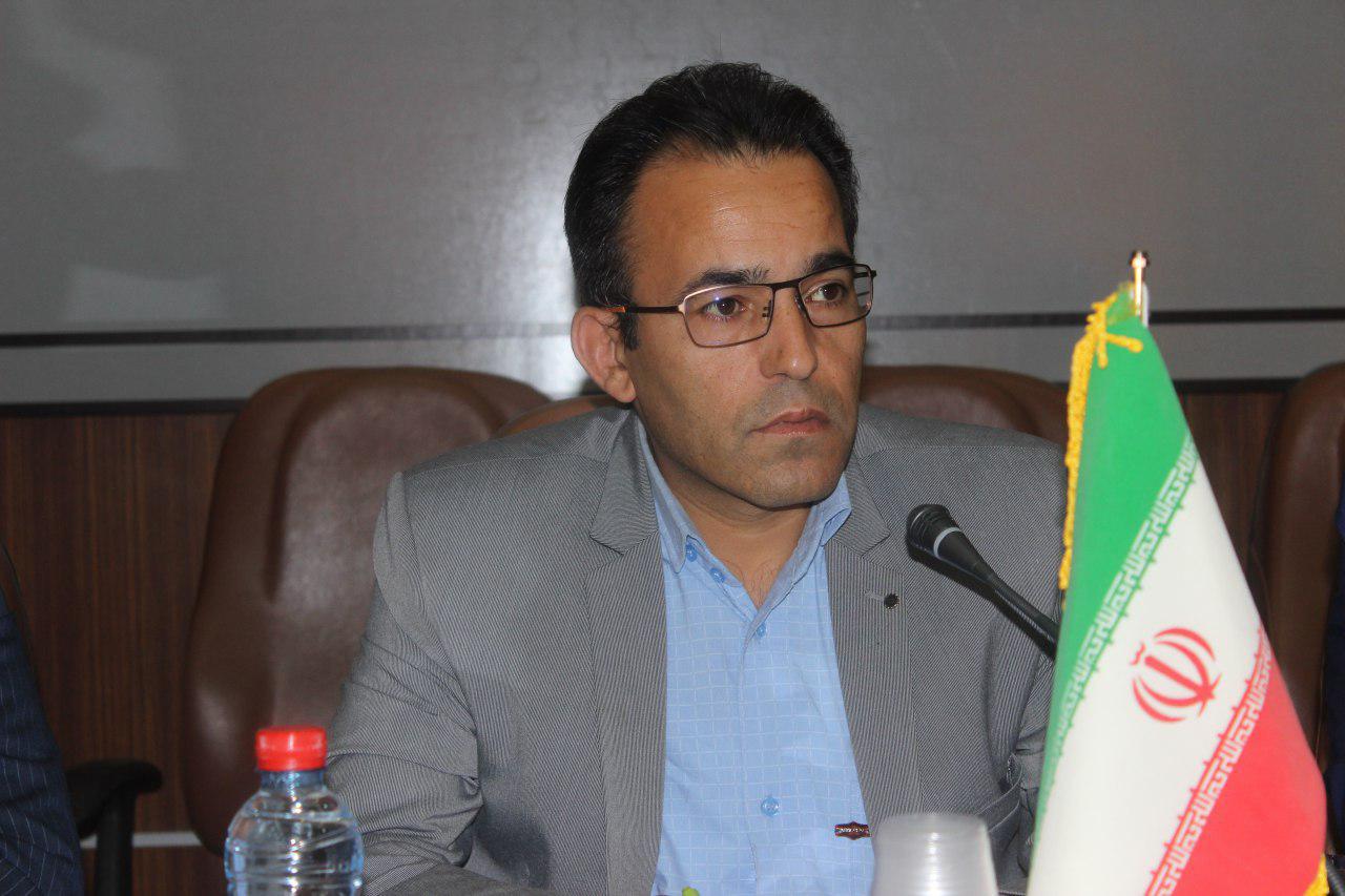 نگاه ویژه به کارگران، انگیزه خدمت بیشتر را در آنها تقویت میکند