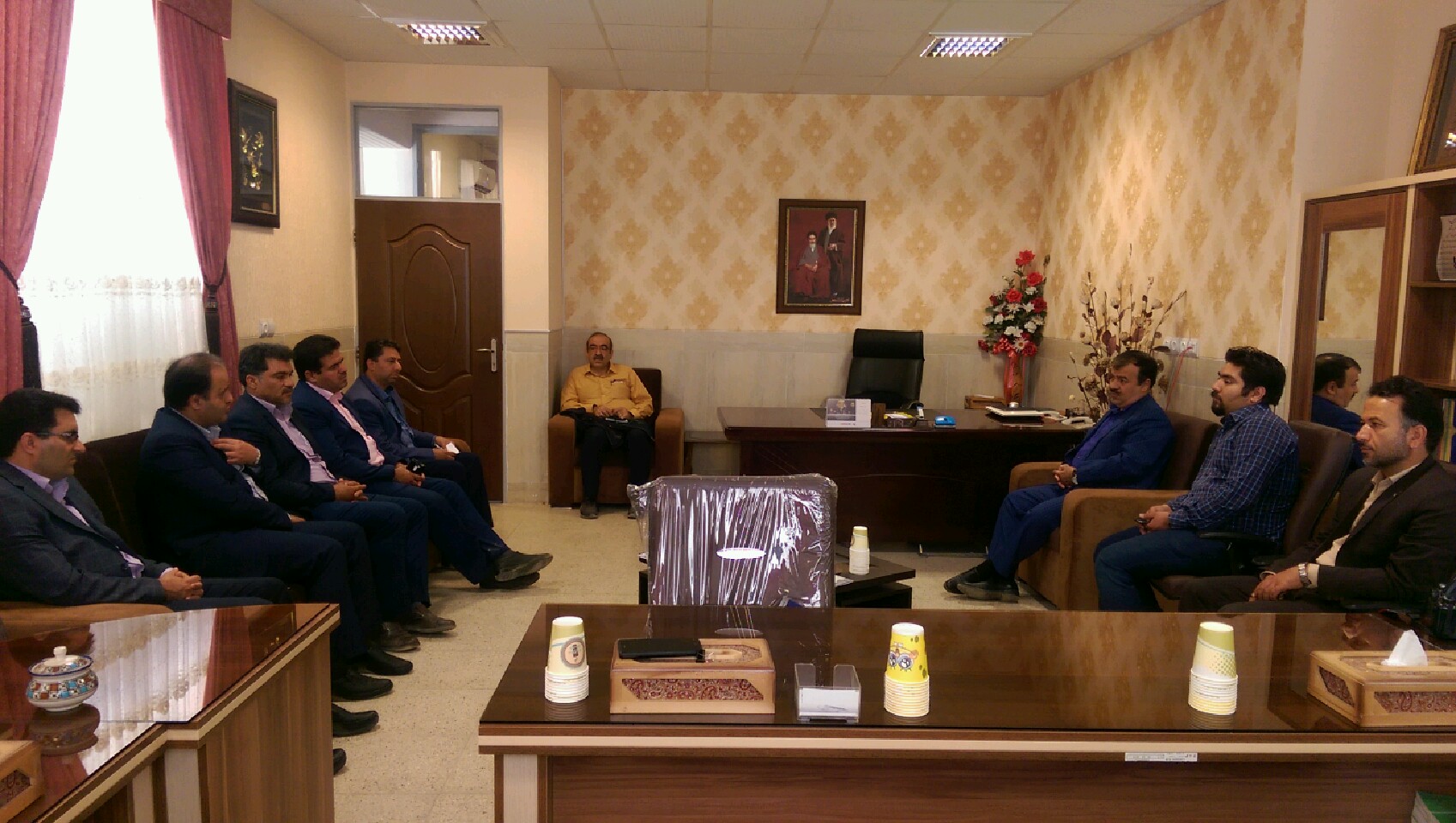 محوطهسازی و نصب چمن مصنوعی ورزشگاه دانشآموزی کوثر تا پایان سال انجام میشود