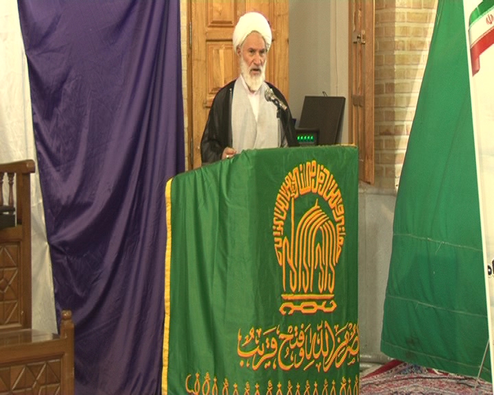 حج بزرگترين مانور سياسي امت اسلام در برائت از مشرکان است