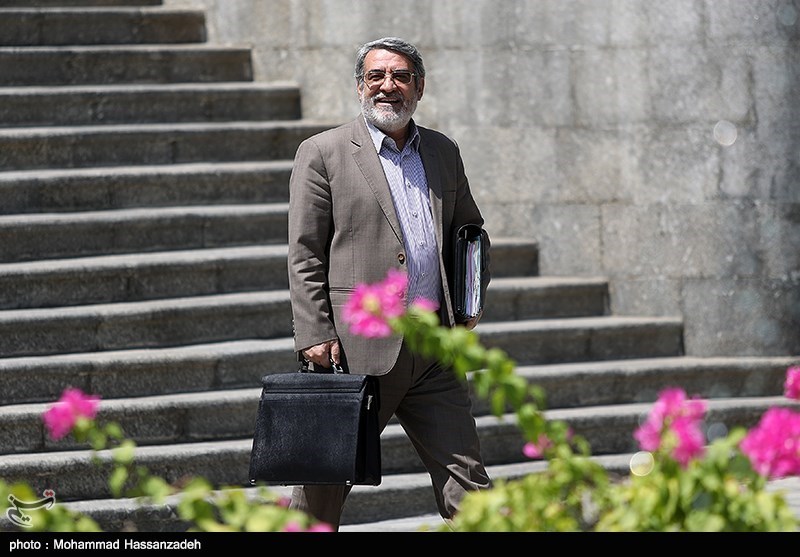 وزیر کشور با آیت‌الله ناصری یزدی دیدار کرد