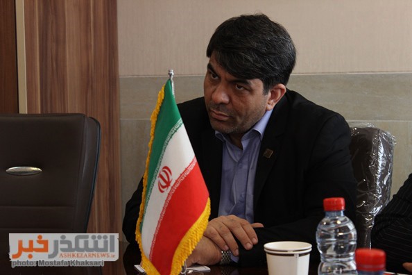 ایجاد اتاق خبر ‌در شهرستان اشکذر ضروری است/  خبرنگاران صدای مطالبه گر مردم هستند