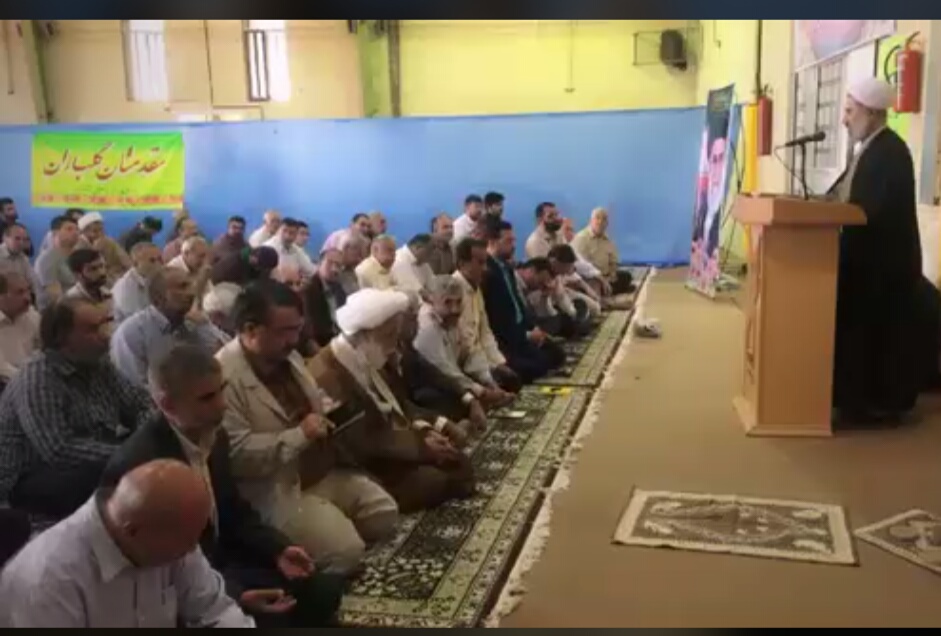 پخش زنده مراسم نماز عید قربان در دانشگاه آزاد اشکذر