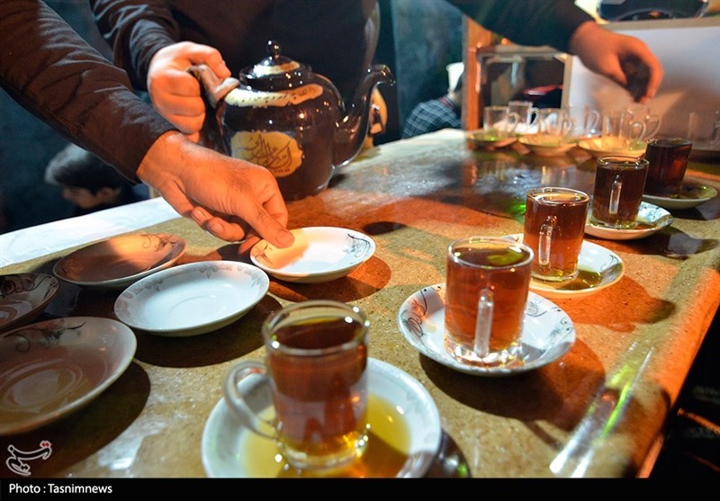 اربعین حسینی | موکبهای یزد در مرزها و شهرهای نجف، کربلا و سامرا خدمترسانی میکنند