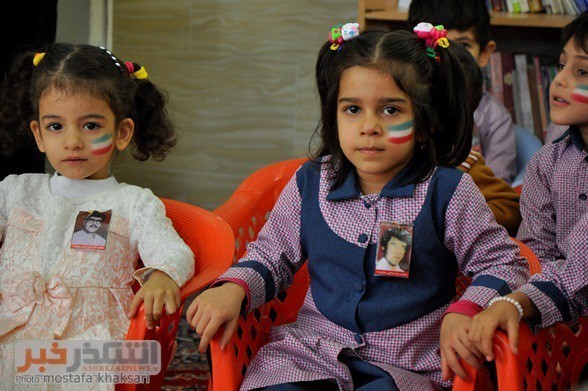 حرکت زیبای کودکان شهرستان اشکذر در مراسم افتتاحیه مهد کودک خود!