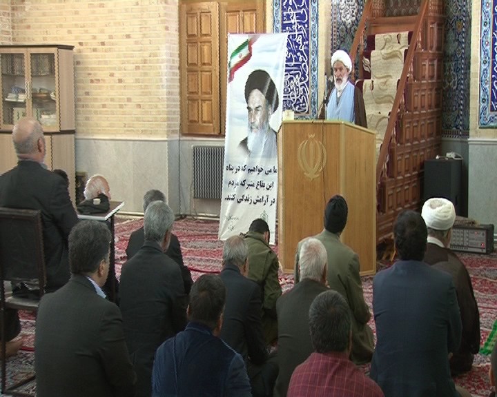 حضور در آیین اعتکاف توفیقی بزرگ و ارشمند است