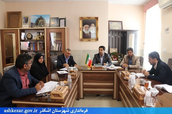 تعامل سازنده تشکل های کارگری و کارفرمایی جهت به حداقل رساندن دغدغه کارگران شهرستان