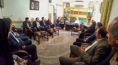 دیدارکارکنان مخابرات  با امام جمعه استان یزد
