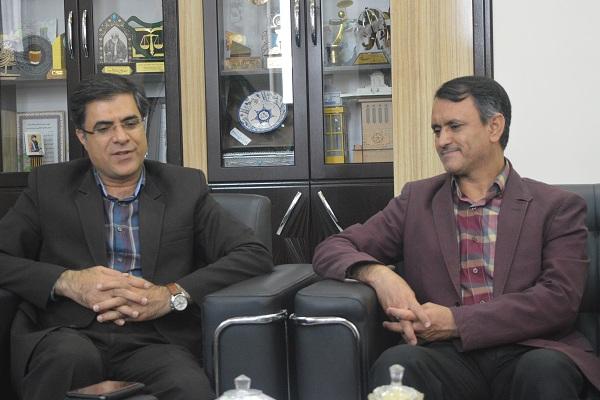 شهردار اشکذر با رئیس سازمان فرهنگی و ورزشی شهرداری یزد دیدار کرد