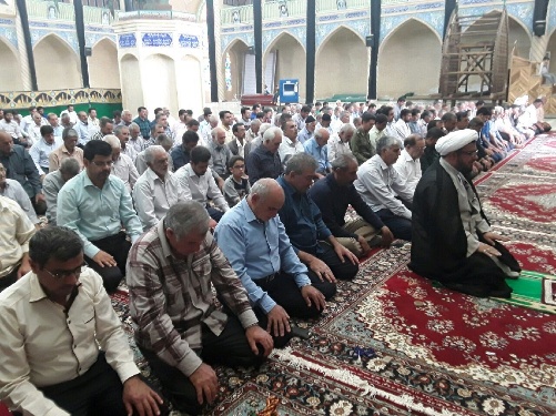 برگزاری آیین وحدت بخش نماز جمعه در روستای همت آباد