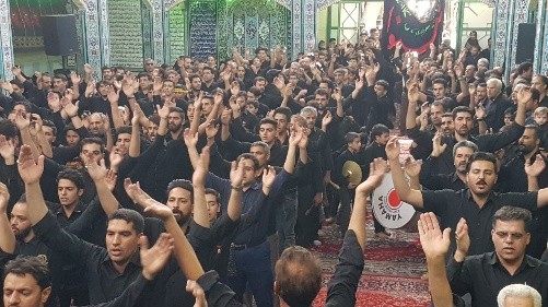 مراسم تاسوعای حسینی در روستا دربرز برگزار شد