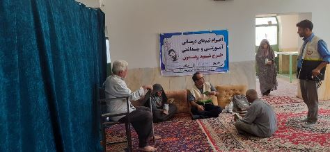 اجرای طرح ویزیت و داروی رایگان دریکی ازروستاهای محروم دهستان کذاب