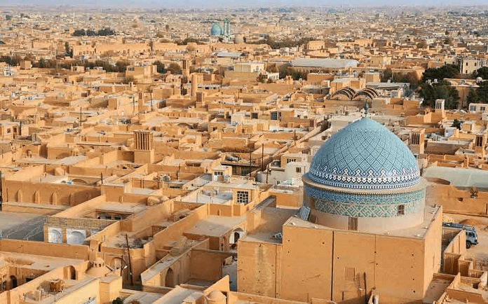 گردش میهمان ناخوانده‌ی کرونا صنعت گردشگری شهر جهانی یزد را در کما فرو برد