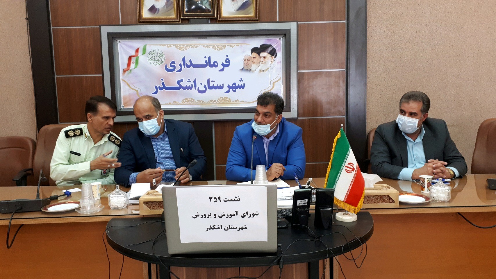 نشست شورای آموزش و پرورش شهرستان اشکذر با محوریت برگزاری کنکور سراسری برگزارشد