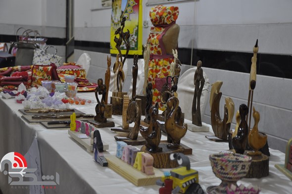 نمایشگاه محصولات خانگی و صنایع دستی اشکذر به کار خود پایان داد