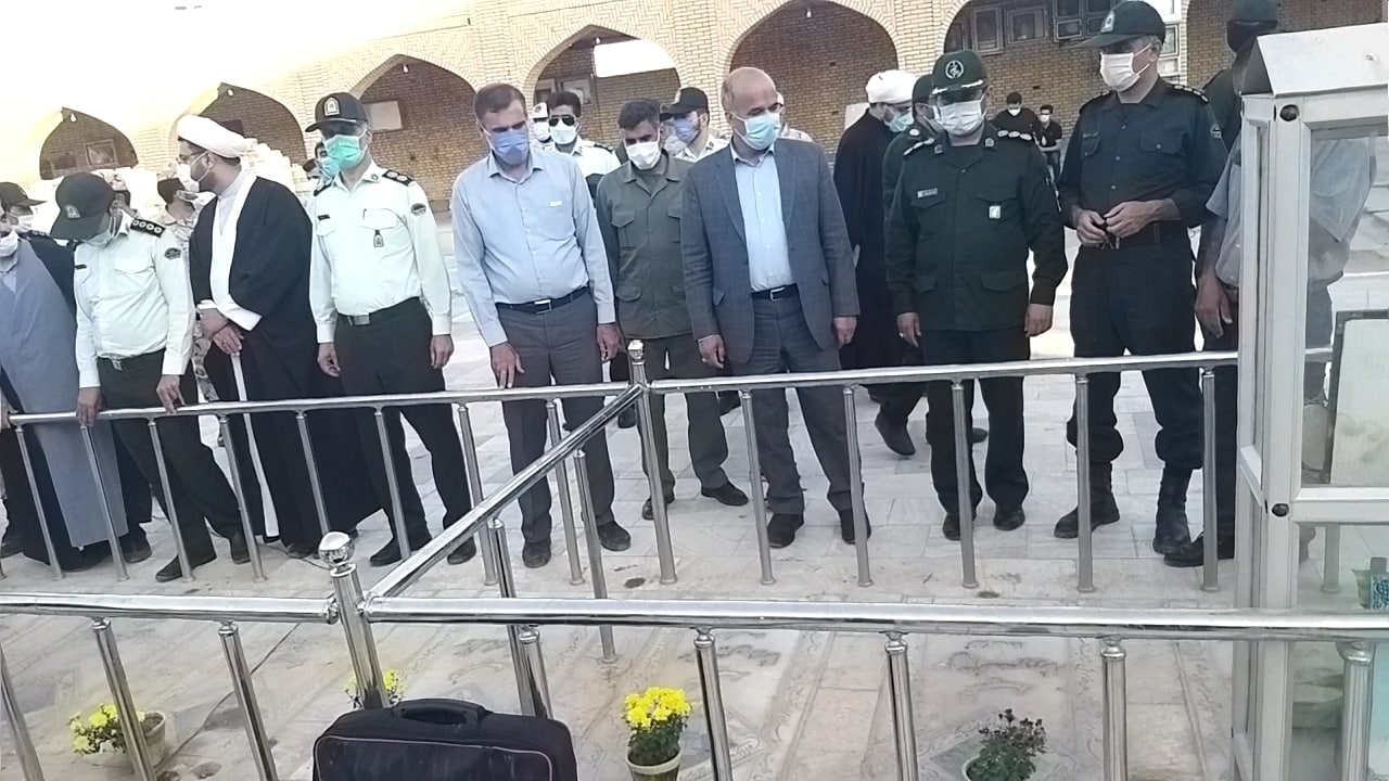 برگزاری مراسم غبارروبی و عطرافشانی گلزار شهدای اشکذر، مجومرد و فیروزآباد