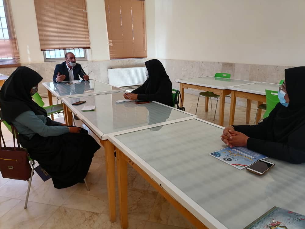 جلسه هم‌اندیشی مسئولین کتابخانه‌های شهرستان اشکذر برگزار شد