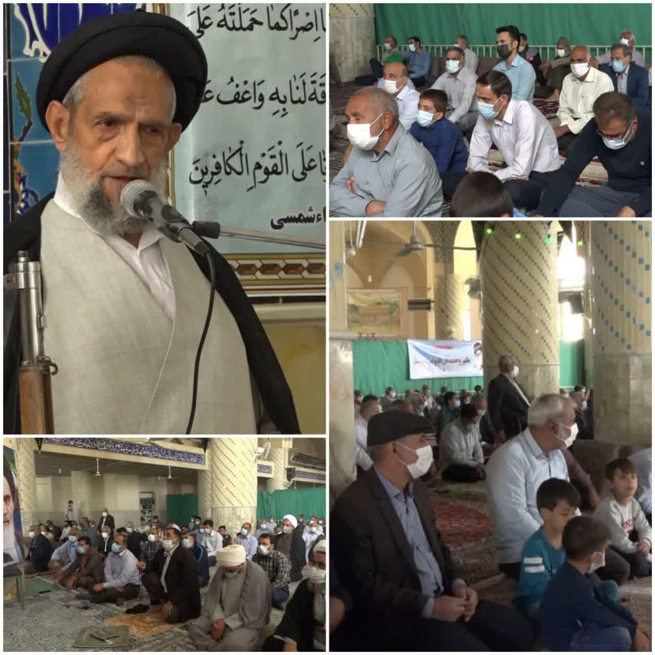 نمازجمعه رستاق در روستای شمسی برگزار شد