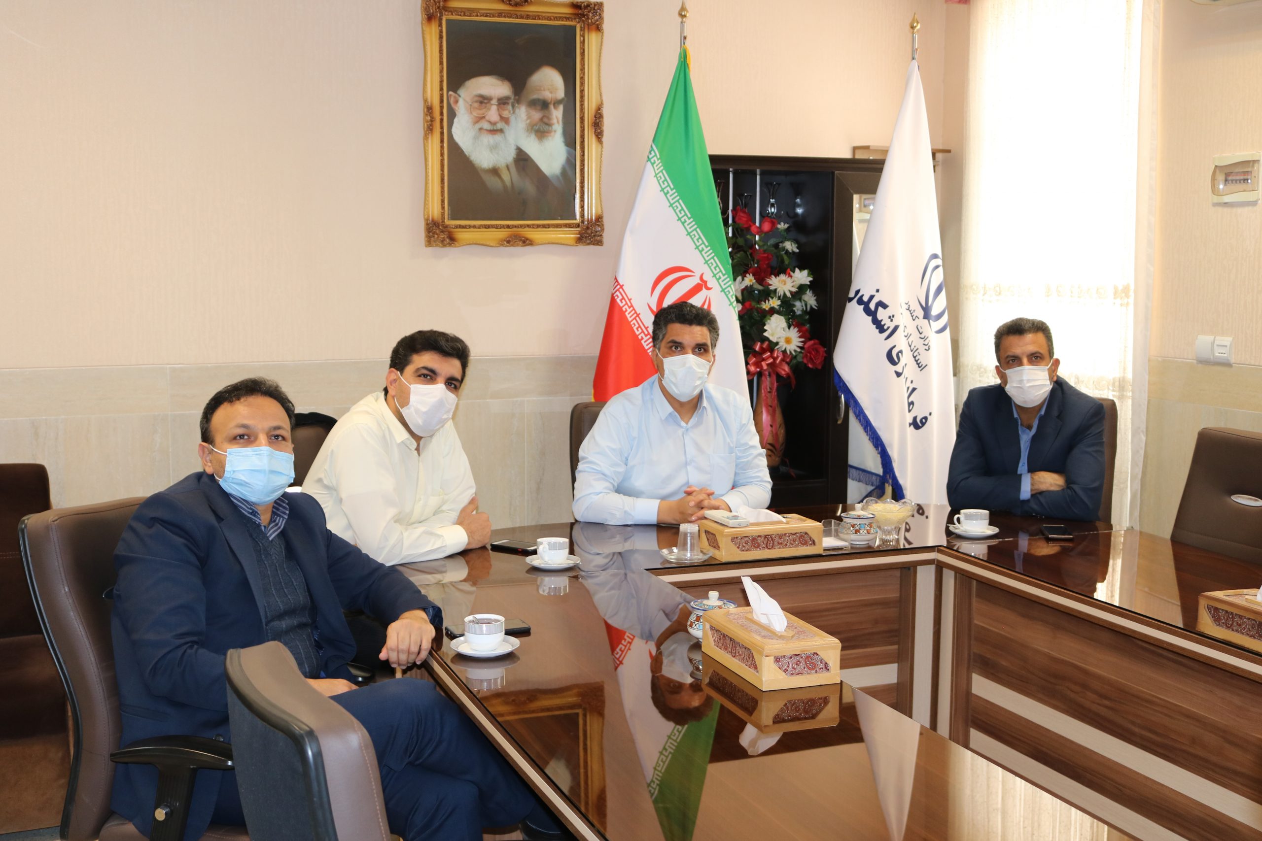 مدیرکل راهداری و حمل و نقل جاده‌ای یزد با سرپرست فرمانداری اشکذر دیدار کرد