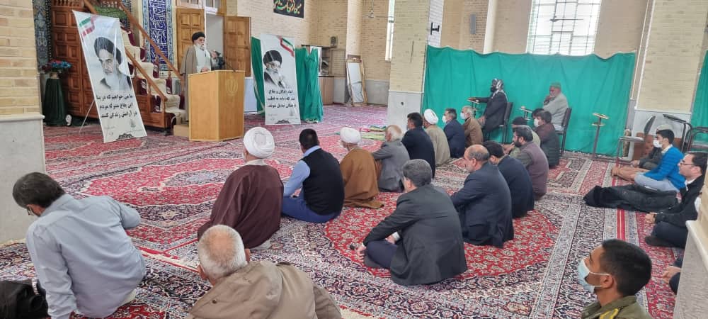 توجه به نیازهای اساسی آینده کشور مهمترین محورهای سخنان رهبری بود
