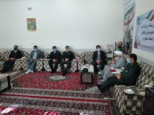 اعضای ستاد بزرگداشت دهه فجر شهرستان با امام جمعه اشکذر دیدار کردند