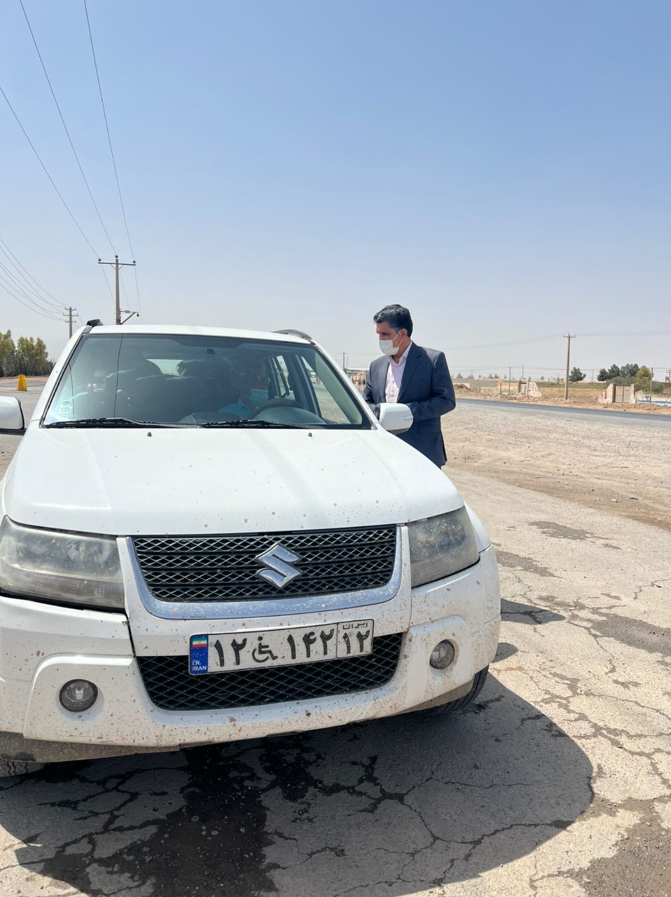 بازدید فرماندار اشکذر از ایستگاه صلواتی و درمانگاه حضرت ولی عصر