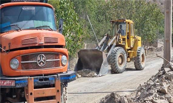 اکثر راه های روستایی آسیب دیده از سیل مرداد ماه در بخش خضرآباد بازسازی و مرمت شد