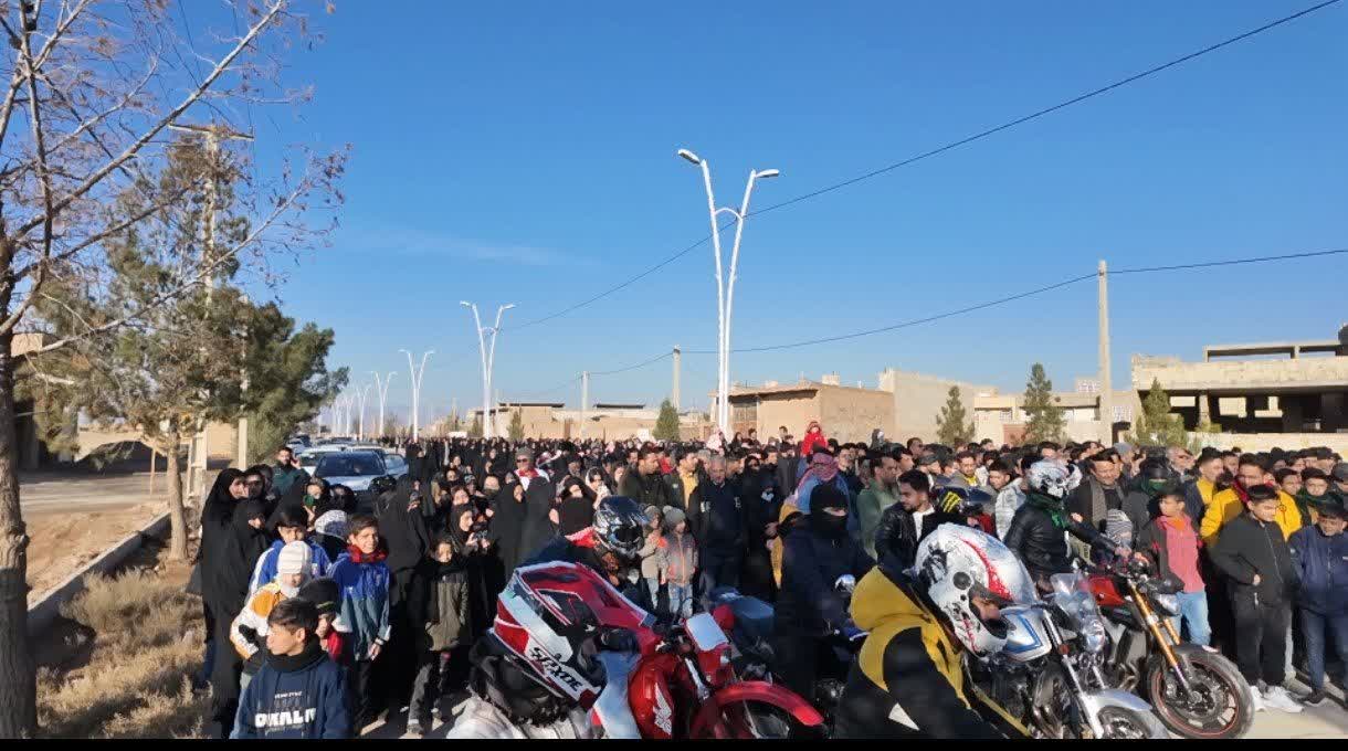 برگزاری همایش بزرگ پیاده‌روی خانوادگی و جشنواره ورزش‌های بومی در شمسی رستاق