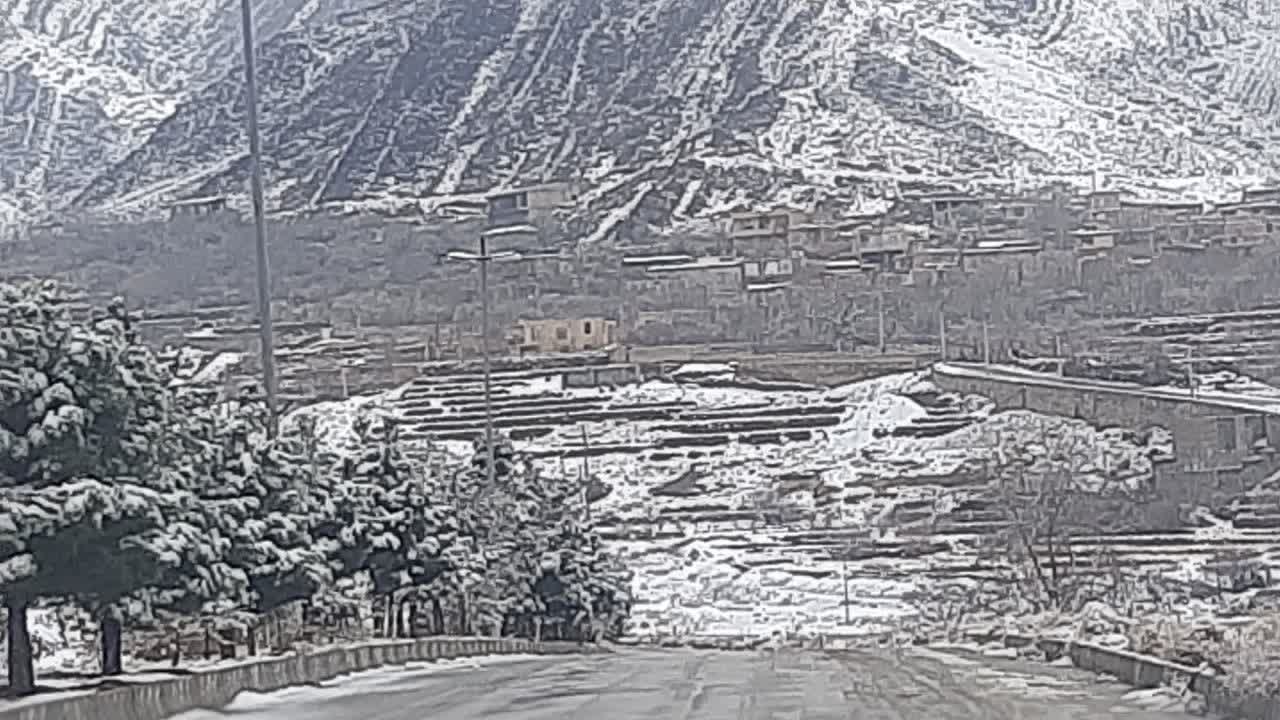 تصاویری از دومین برف زمستانی در بخش خضرآباد