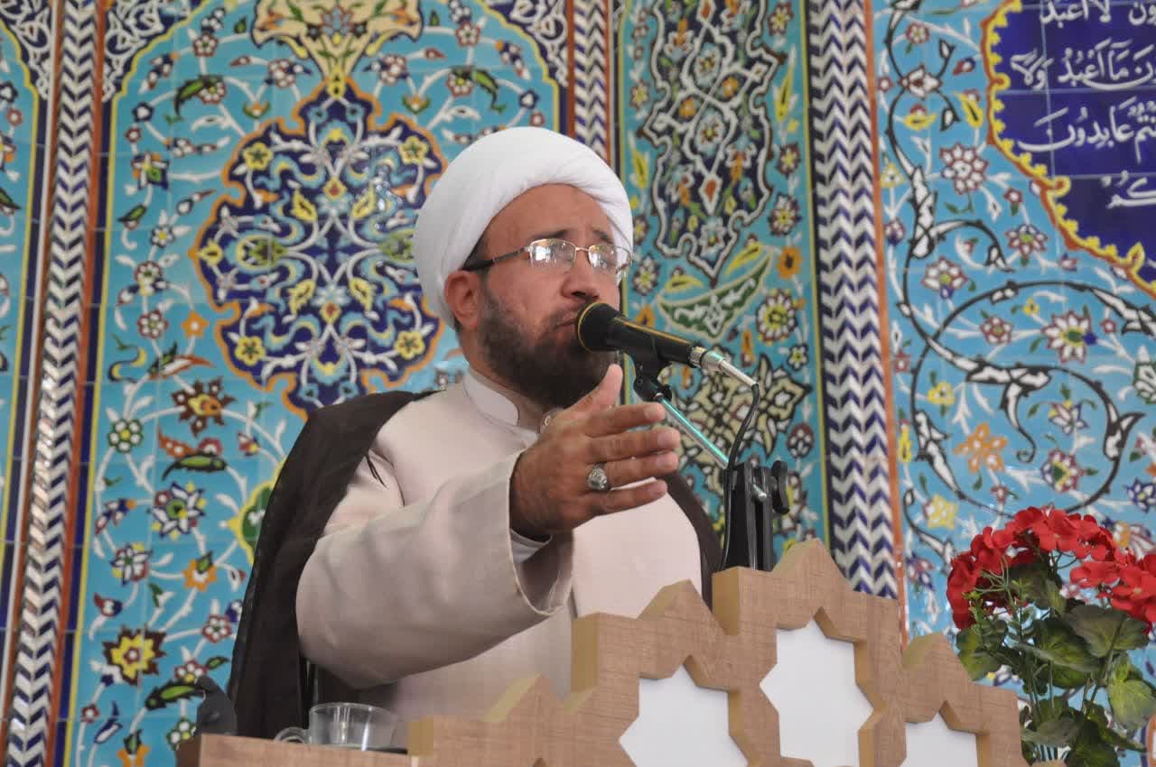 امام جمعه اشکذر: در عصر جنگ شناختی، خرمشهر ذهن‌ها را باید آزاد کرد
