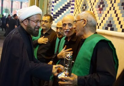 تجلیل از حافظان امنیت و خادمان حسینیه سفید اشکذر با حضور مسئولان