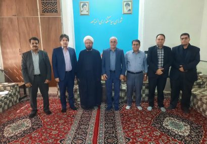 سفر یک‌روزه رئیس دانشگاه آزاد اسلامی استان یزد به اشکذر؛ از دیدار با امام‌جمعه تا گفت‌وگو با کارکنان