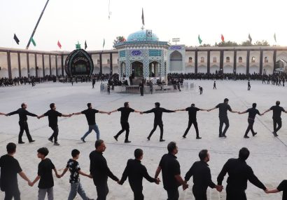 گزارش تصویری از مراسم جوش دوره صبح عاشورا در حسینیه سفید اشکذر