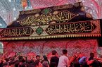 گزارش تصویری از زیارت ضریح حرم امام حسین (ع)/ دستانم را به حرمت دخیل می‌کنم