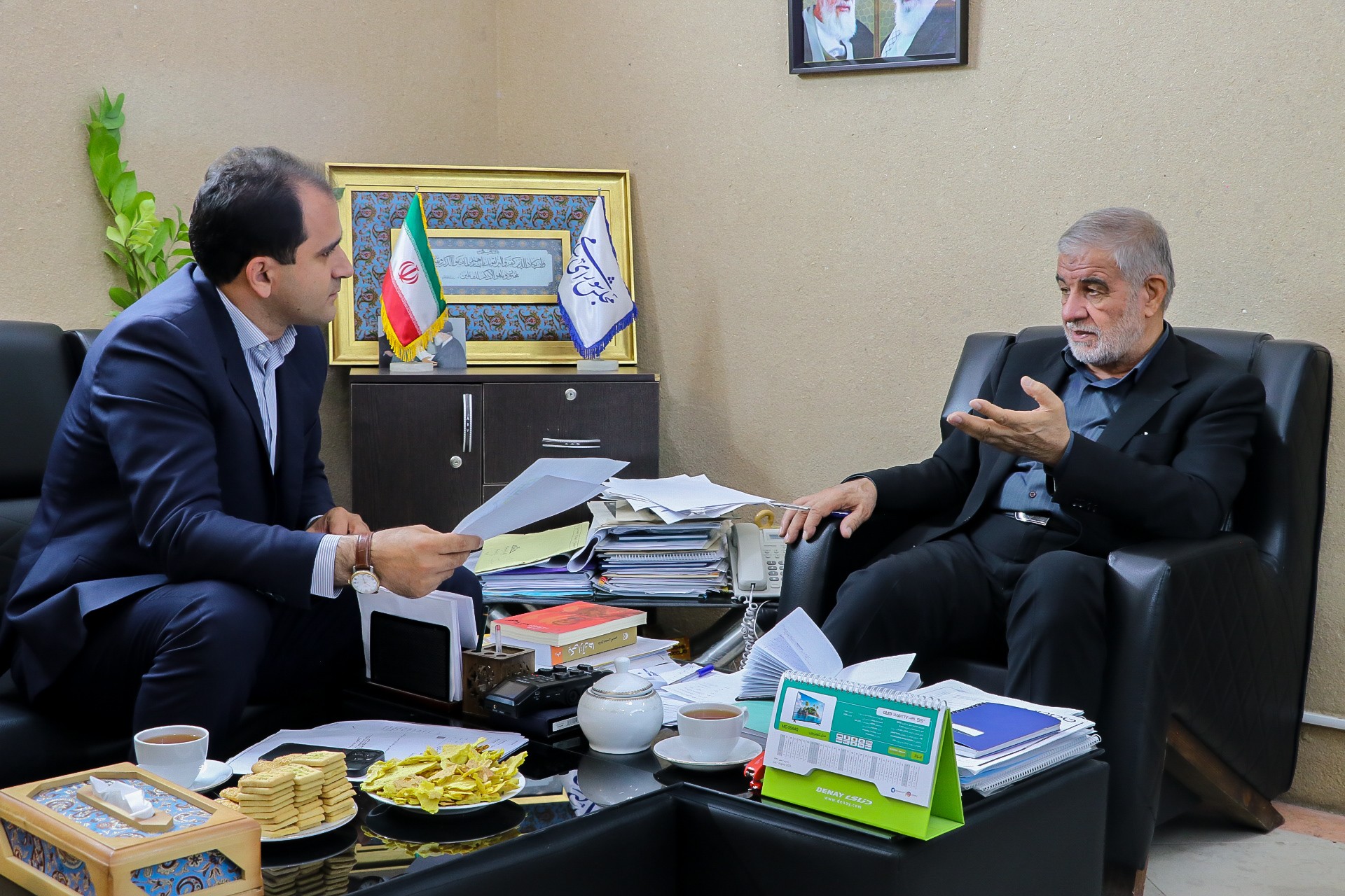 پیگیری و بررسی پروژه‌های عمرانی از جمله مصلی اشکذر