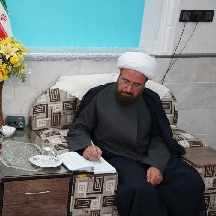 پیام تقدیر امام جمعه شهرستان اشکذر از زحمات و خدمات معاون سیاسی، امنیتی و اجتماعی فرمانداری شهرستان اشکذر