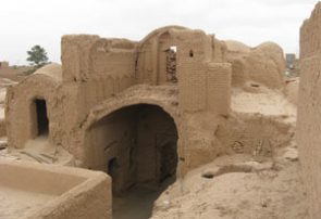 بنای تاریخی طَنَبی بُندَرآباد – نگینی گمشده در دل کویر یزد