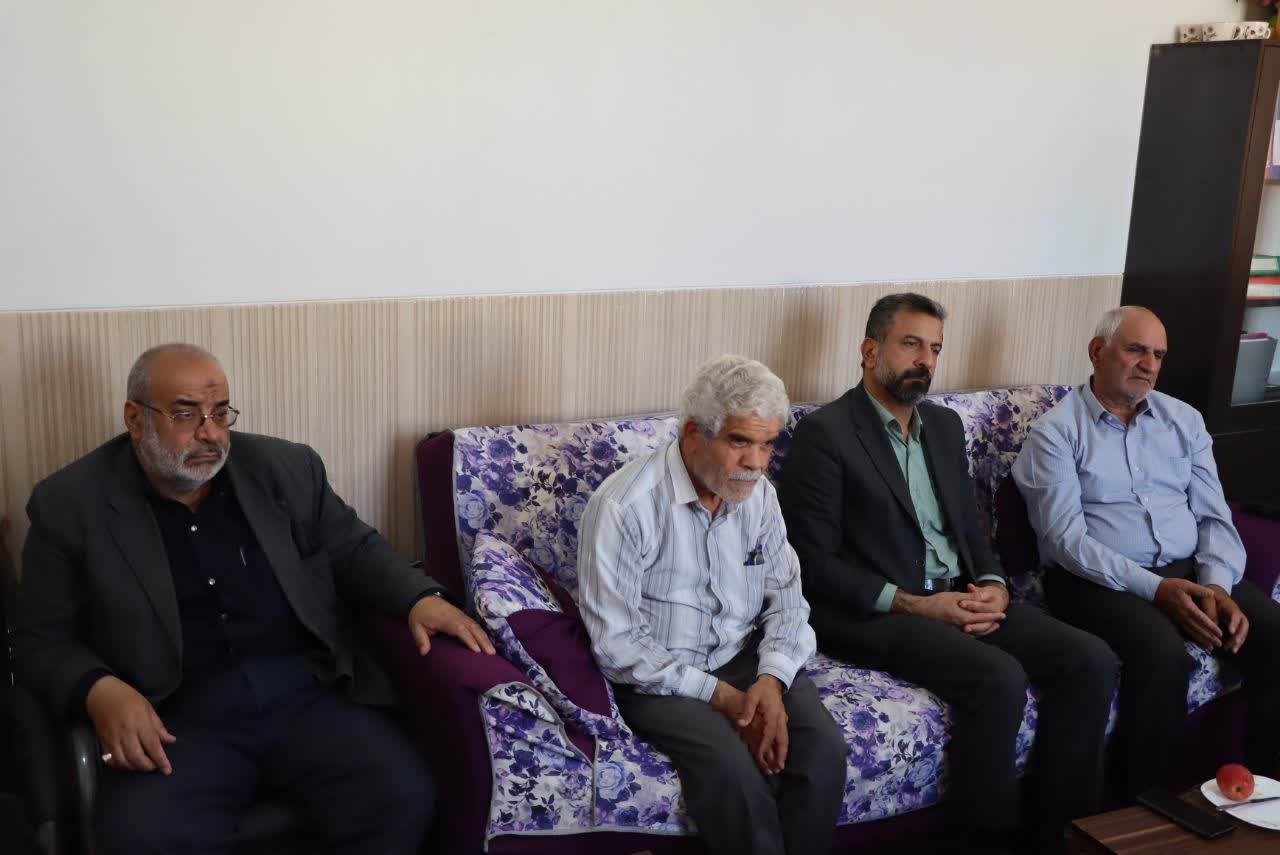 دیدار امام جمعه و فرماندار شهرستان اشکذر با مسئول سرای مهر و مؤسسه خیریه سیدالشهدا (ع)