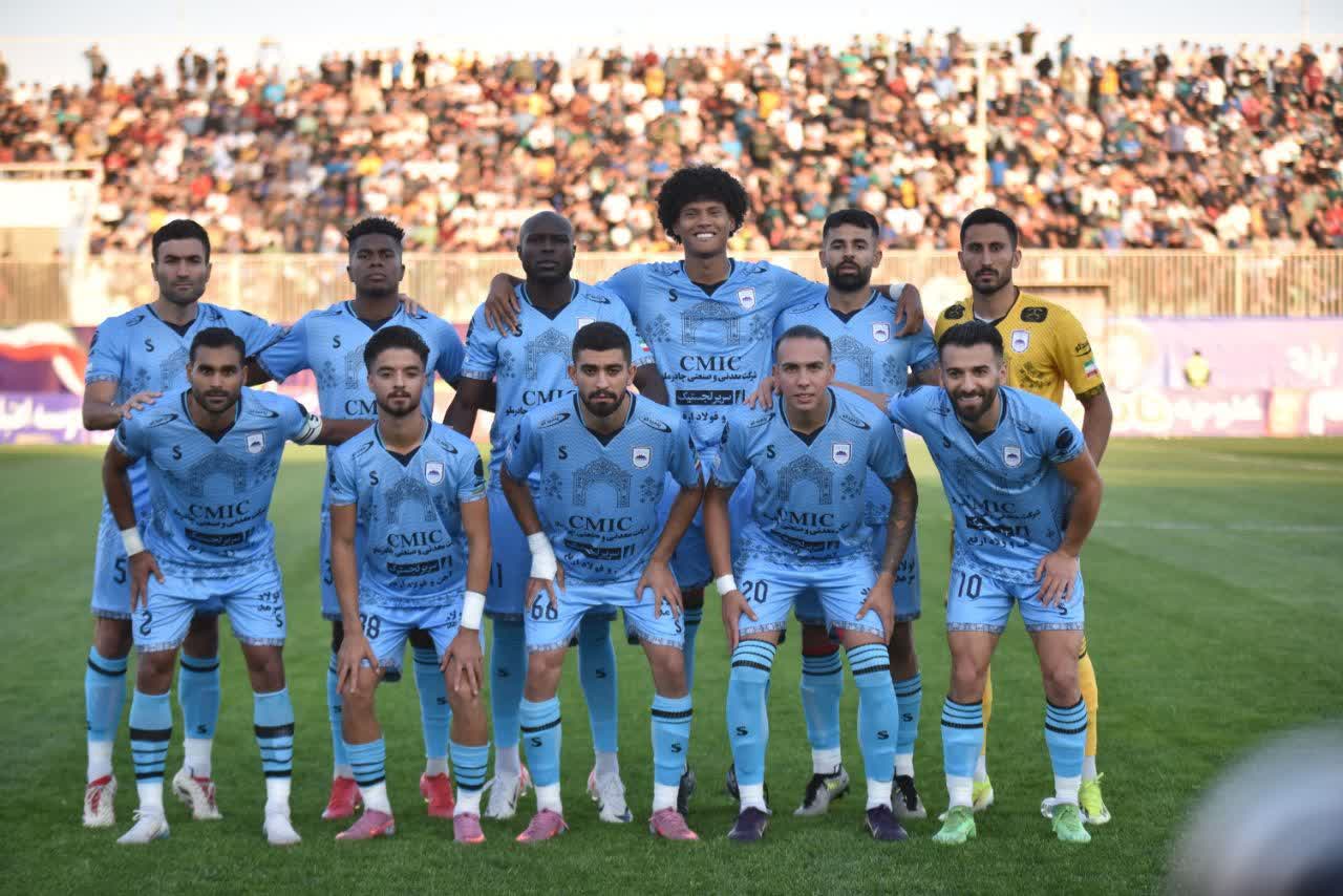 نخستین میزبانی چادرملو با شکست خیبر خرمآباد در دیداری پرحاشیه