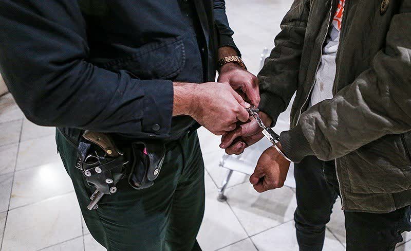 سارق اماکن متبرکه در اشکذر دستگیر شد