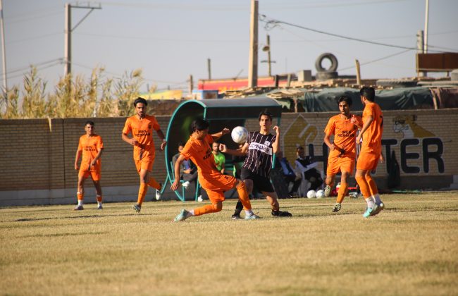 گزارش تصویری از نبرده نفس‌گیر شهرداری اشکذر مقابل مس کرمان