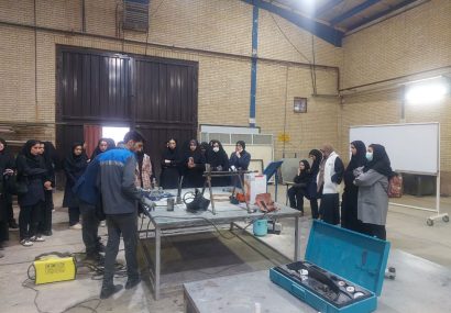 بازدید علمی دانشجویان دانشگاه فرهنگیان یزد از دانشگاه آزاد اسلامی اشکذر